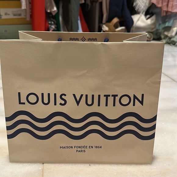 Small shopping bag Louis Vuitton - Picture 3 of 3